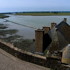 A droite, la Bretagne